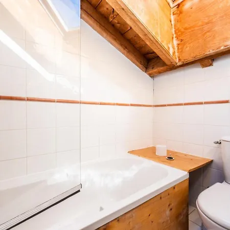 Superbe 4 Chambres, Jacuzzi, Proche Telecabines Et Centre Des Gets - Fr-1-671-96