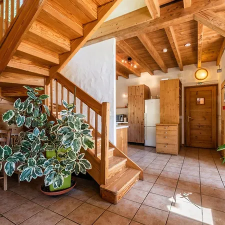 Superbe 4 Chambres, Jacuzzi, Proche Telecabines Et Centre Des Gets - Fr-1-671-96 *